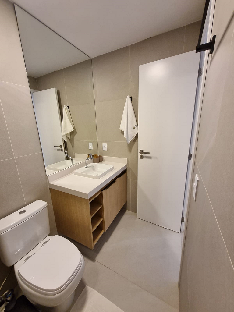 Apto Térreo 4 suítes com 2 Piscinas privativas - Porto de Ga