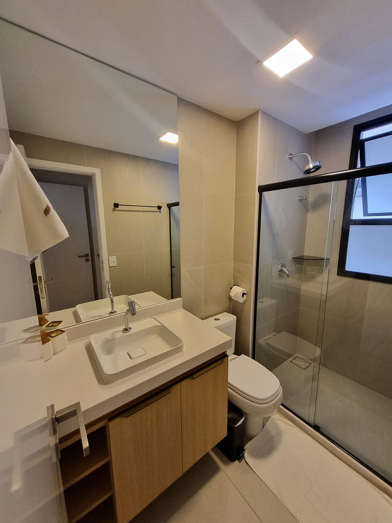 Rooftop 1 Suíte com Piscina Privativa - Pé na área Cais Muro